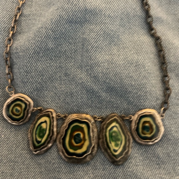 Accessories - Turquoise and brown flat stone necklace with adjustable silver chain